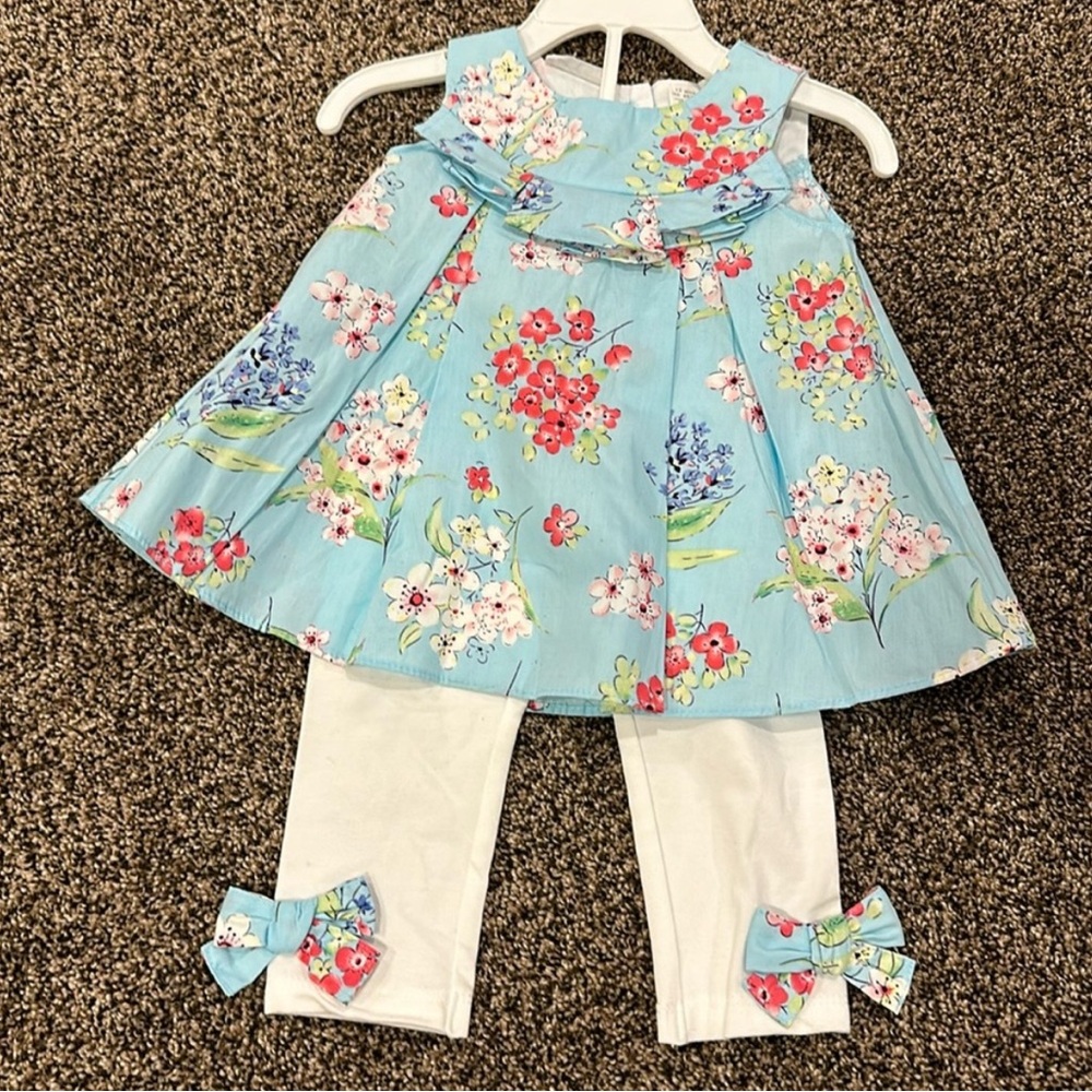 NWT Floral Tunic with White Leggings